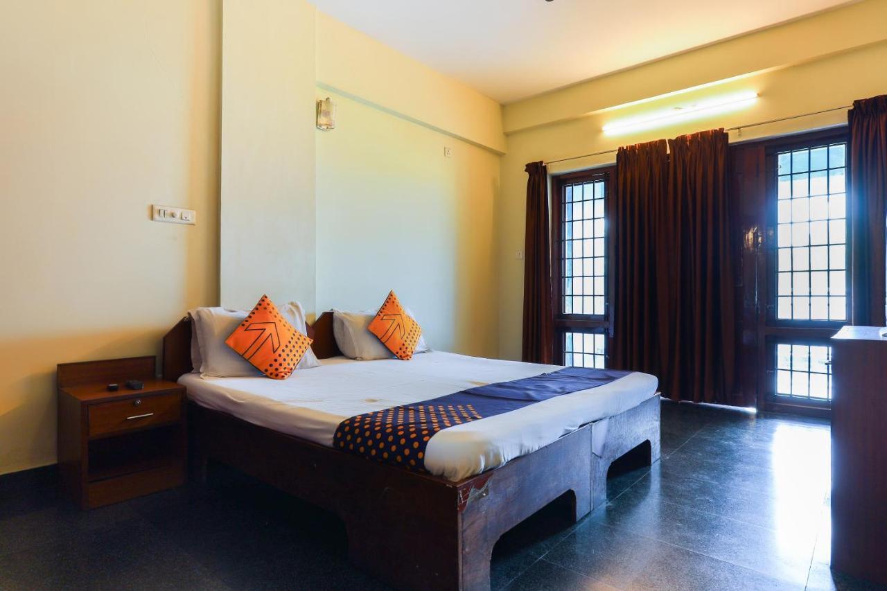 Spot On 64230 Killi Tourist Home Thiruvananthapuram Exterior photo